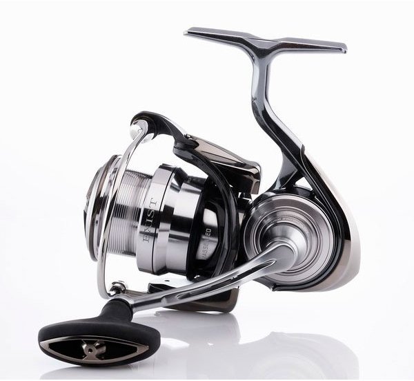 

Daiwa 18 Exist G Lt 3000D-C (10100-305)