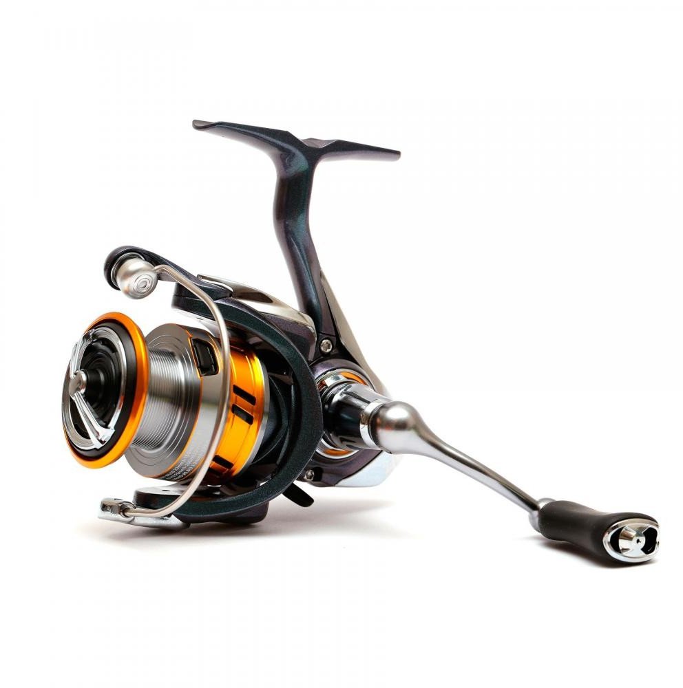 

Daiwa 18 Regal Lt 2500D (10116-255)