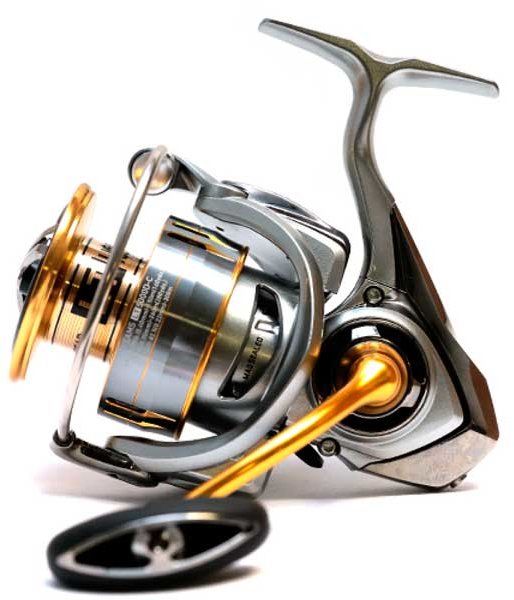 

Daiwa 18 Freams Lt 4000D-C (10224-400)