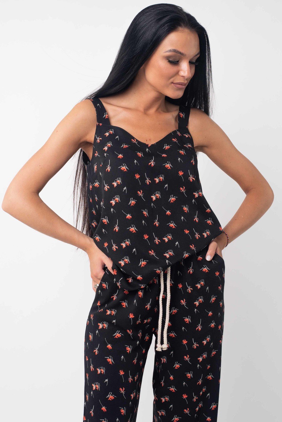 

Топ Ри Мари Гавайи МК 16.2-73/19 Xxl черный