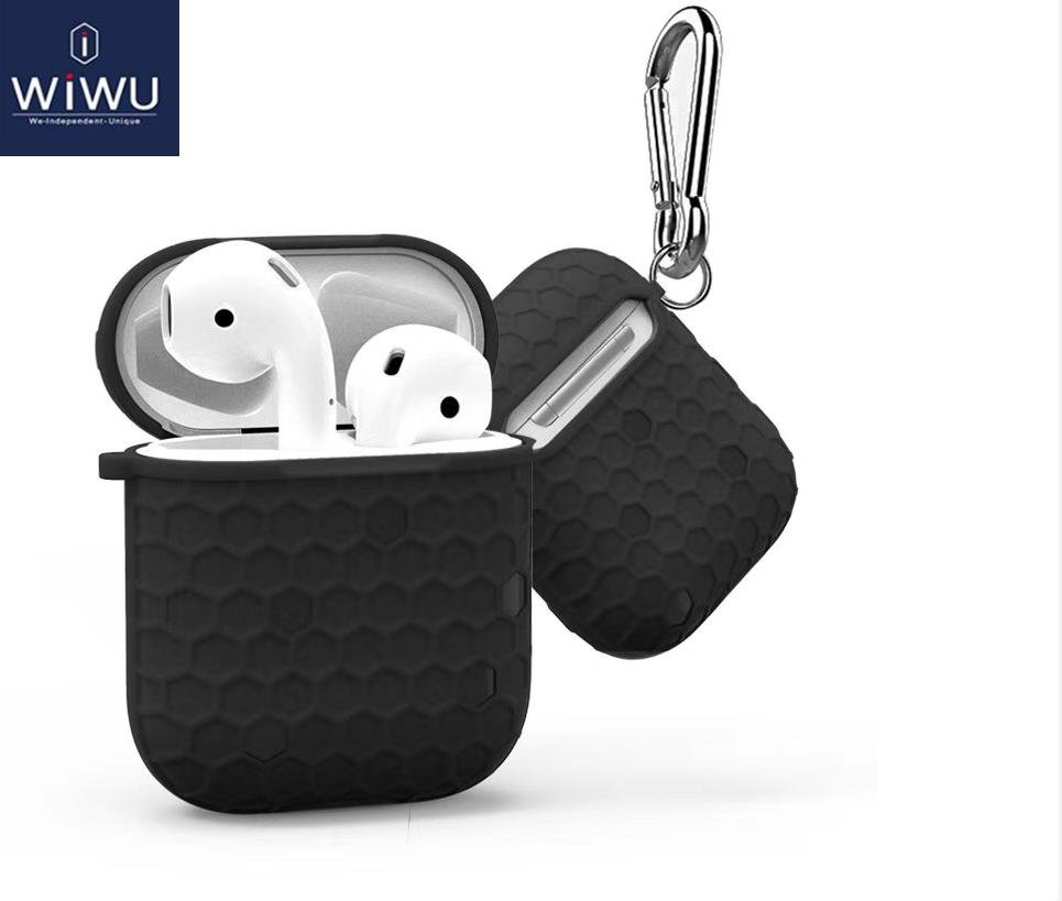 

Чехол для наушников Wiwu Football Protect Case with Belt Black for Apple AirPods